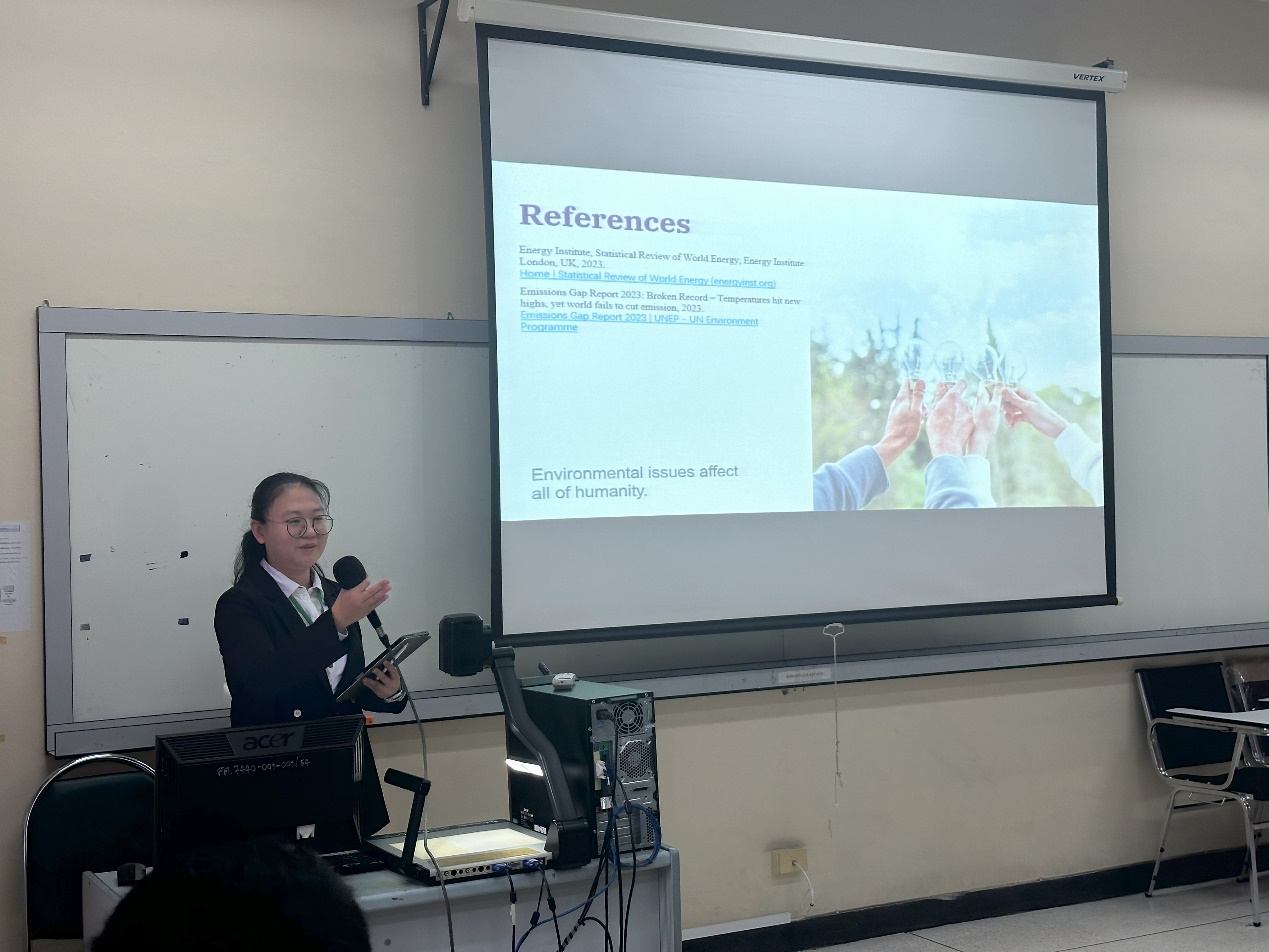 新葡的京官网研究生赴泰国参加国际学术会议并作报告